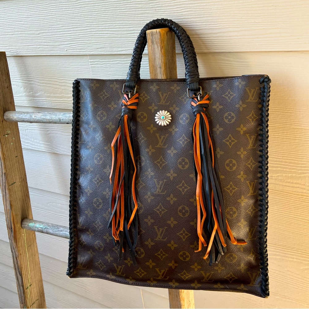 Customized Vintage boho style Louis Vuitton Sac Plat!